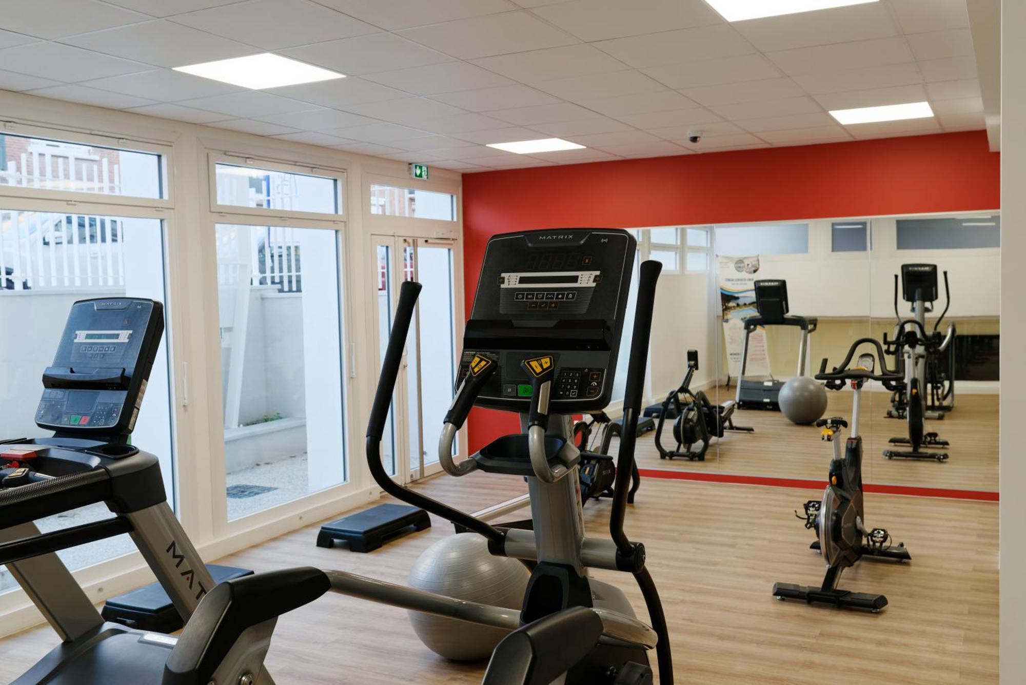 Nemea Appart Hotel Coliseum Amiens Centre ภายนอก รูปภาพ